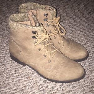 Madden Girl Tan Lace Up Sweater Cuff Boot, 9.5